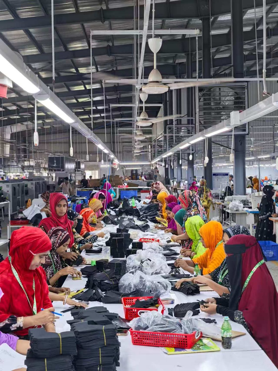 IALT Footwear factory — Trimming & Sorting